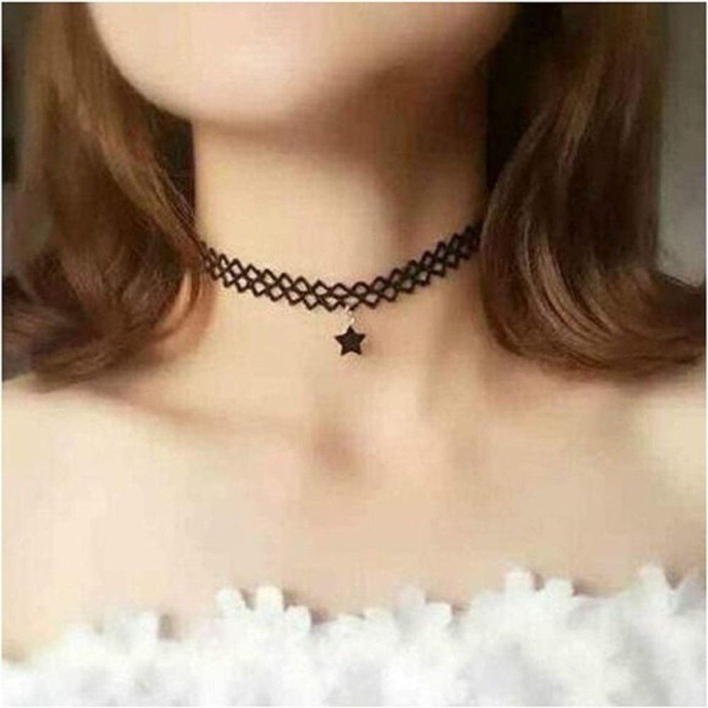 4/$20 Black star choker triangle 90s hot topic